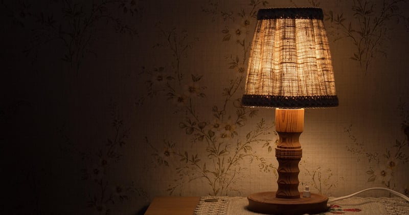 Comment choisir une lampe de chevet pour une ambiance douce et cosy